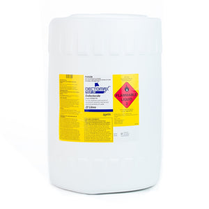 Dectomax 22 litre pour on endectocide packaging on a white background