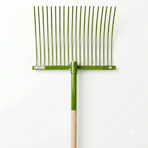 19027- Hardware-Millenia Stable Fork - Classic Rake-Green - Austral Ag