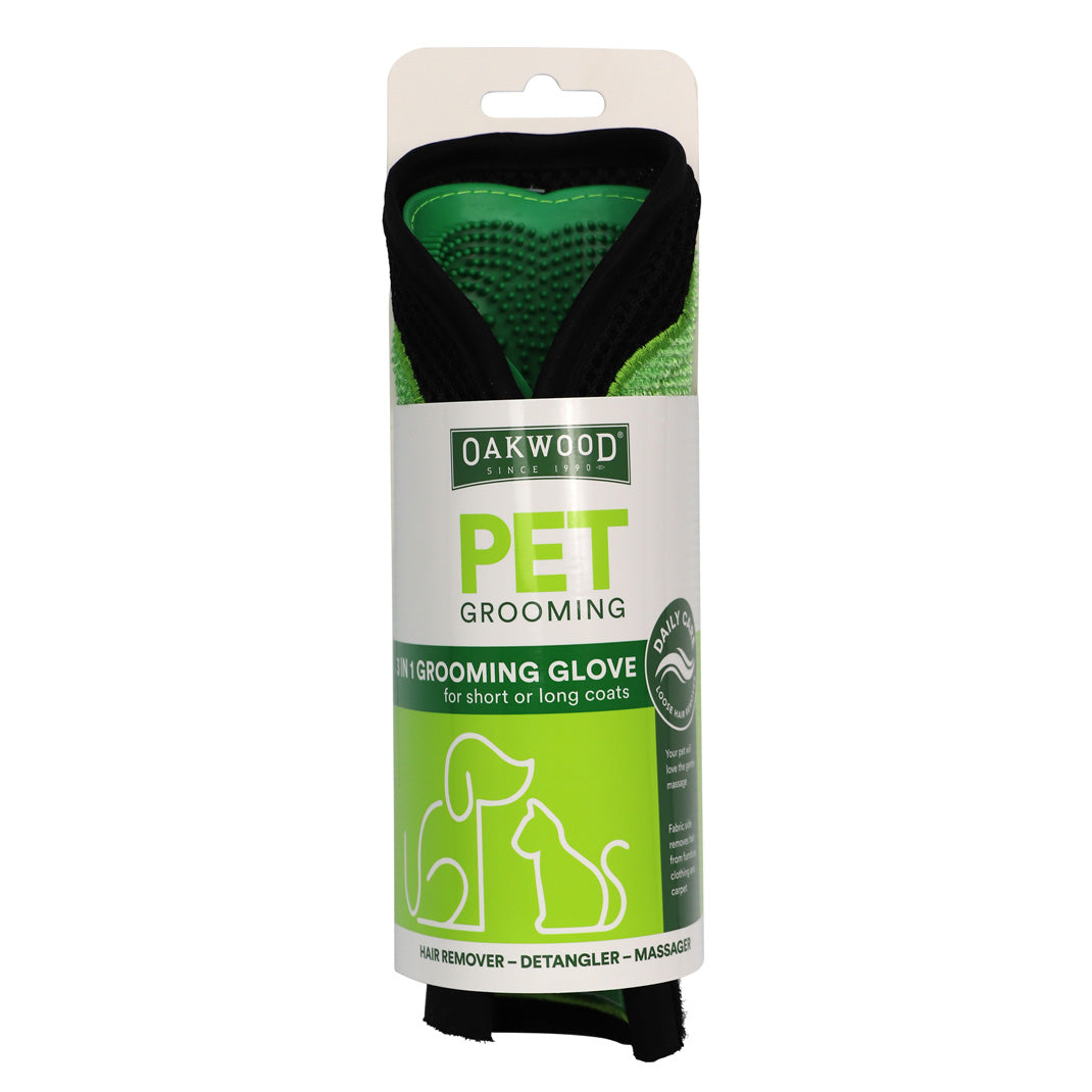 Pet grooming glove packaging with Oakwood branding on a white background