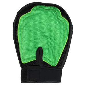 Green grooming mitt with textured surface on a white background, featuring the Oakwood brand.