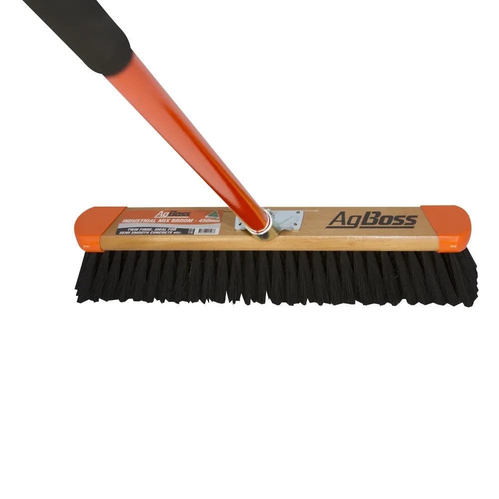 18177 - Hardware - Industrial Mix Broom - 600mm - Austral Ag