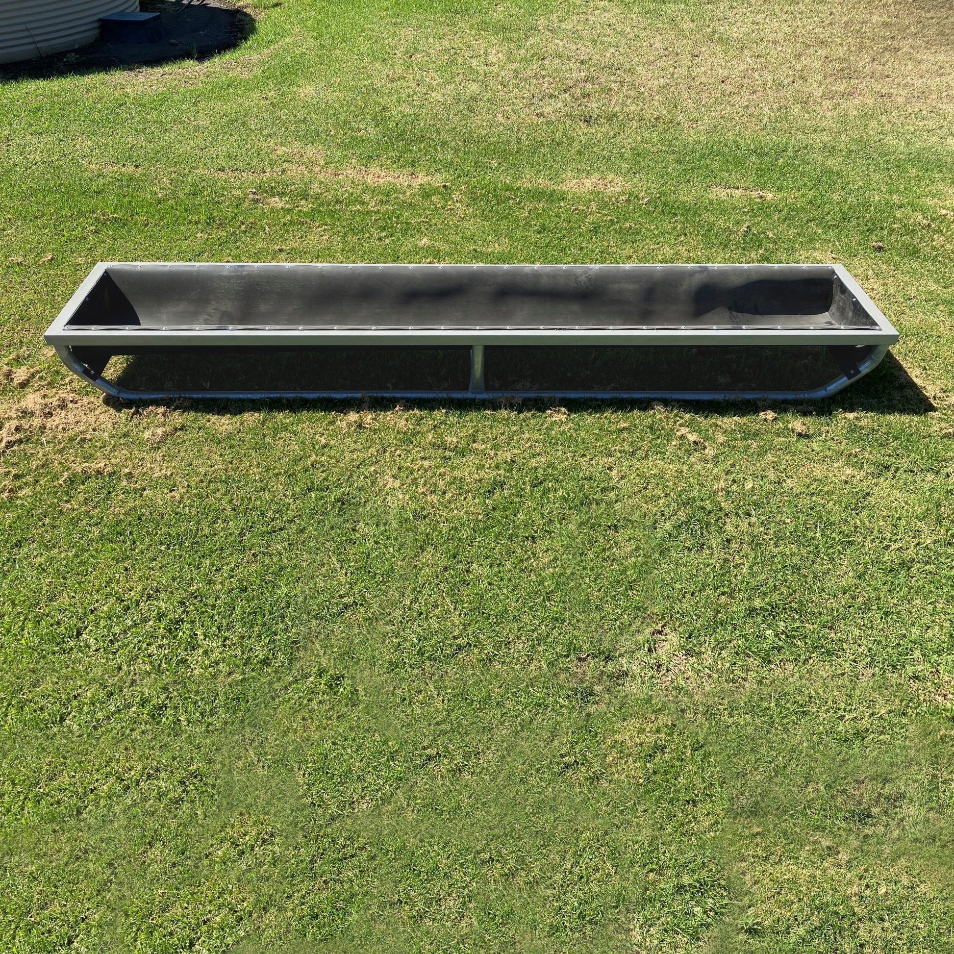 12338 - Animal Accessories - Rubber Feeder 4m - Austral Ag