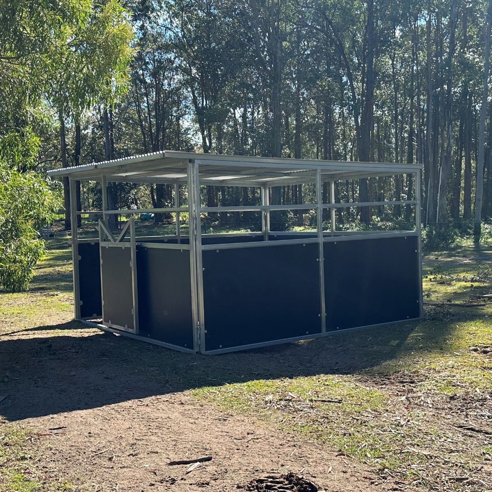 Horse Shelter - The Quarter