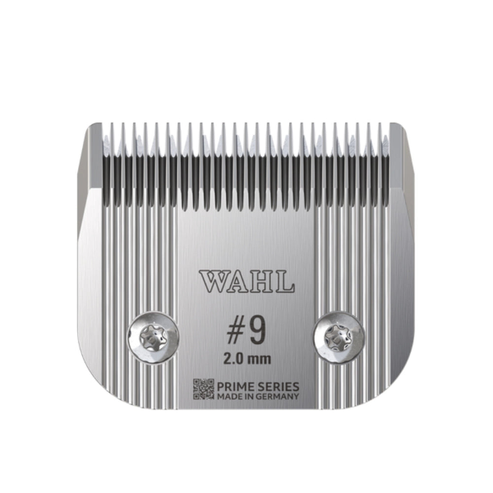 Wahl hair clipper blade with #9 setting on a white background