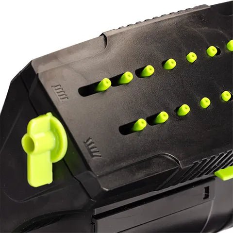 18986 - Hardware - Mini Oscillating Sprinkler with 16 Adjustable Nozzles - Austral Ag