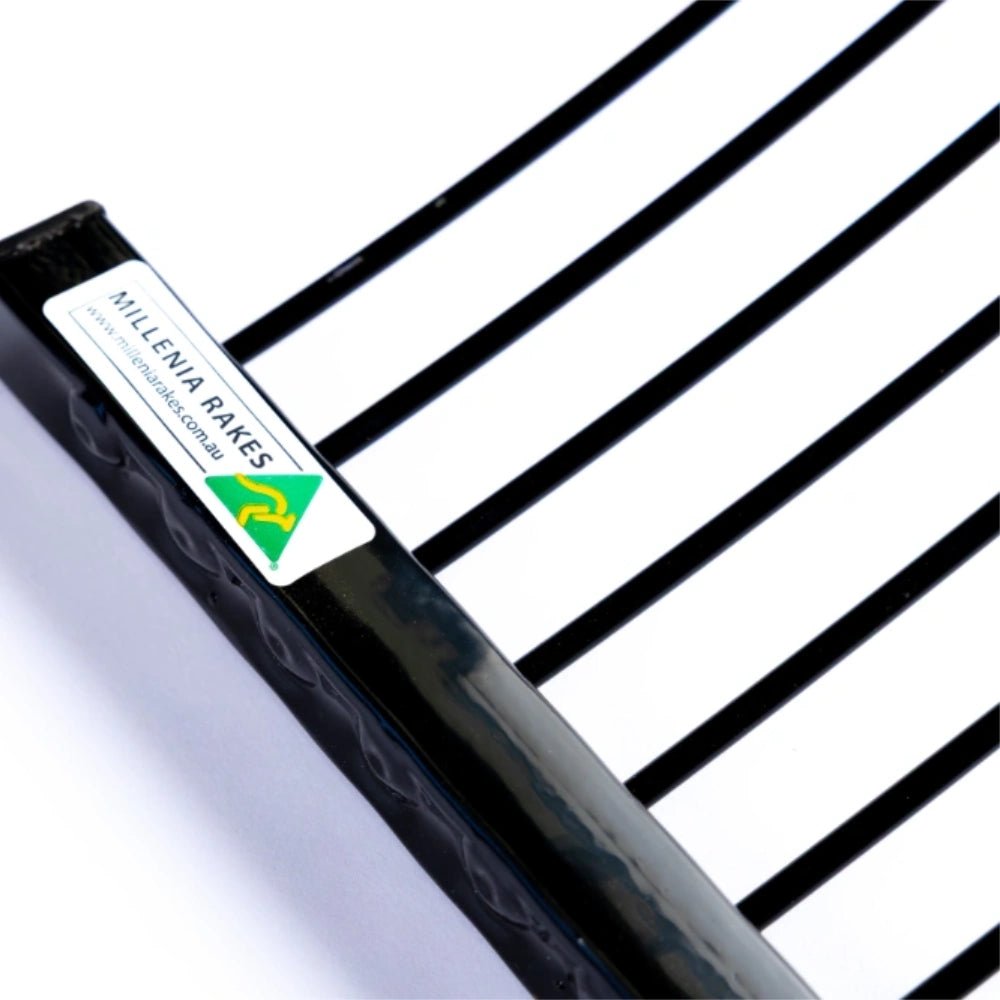 19025- Hardware-Millenia Stable Fork - Classic Rake-Black - Austral Ag