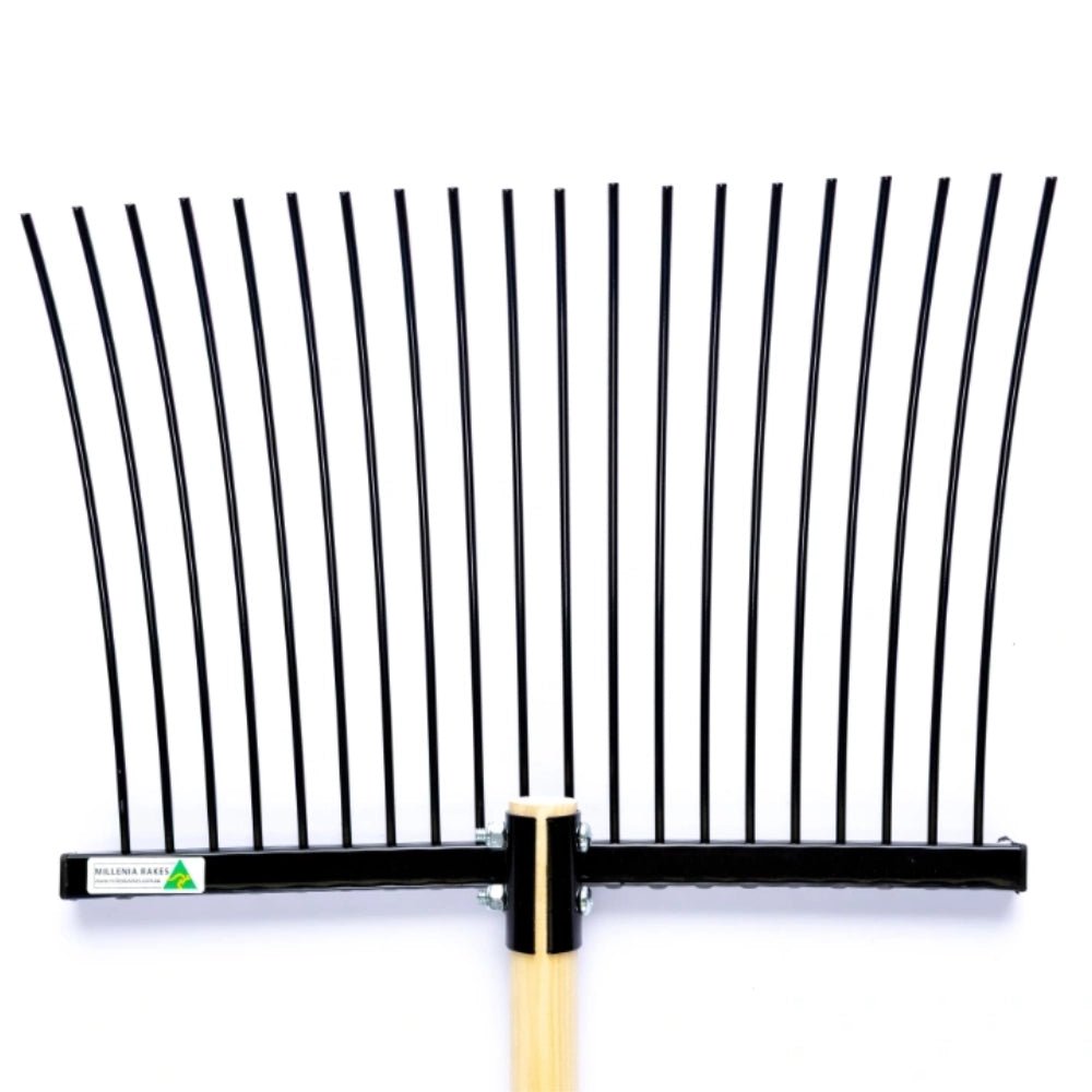 19025- Hardware-Millenia Stable Fork - Classic Rake-Black - Austral Ag