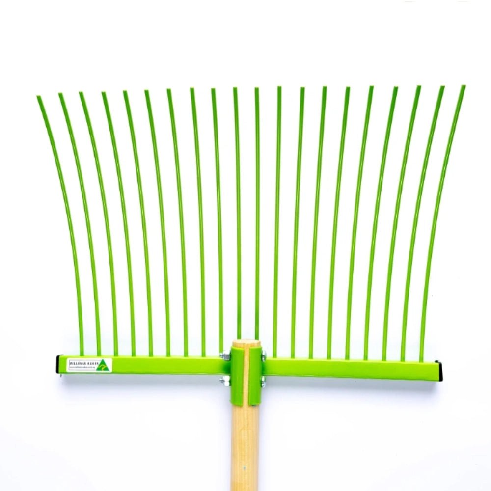 19027- Hardware-Millenia Stable Fork - Classic Rake-Green - Austral Ag