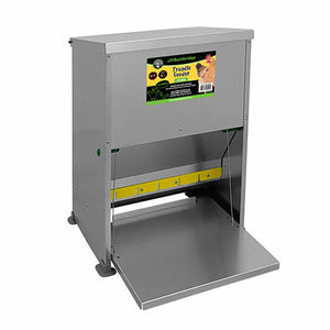 Treadle Feeder Standard Animal Accessories Bainbridge Pty Ltd 12kg