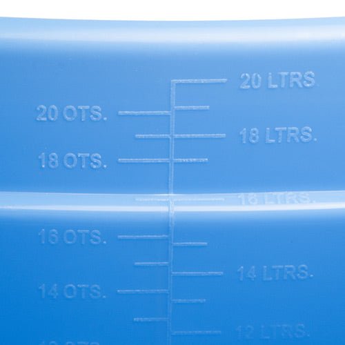 18568 - Animal Accessories - Plastic Flat Back Bucket with Metal Handle - Blue - 20 Litre - Austral Ag